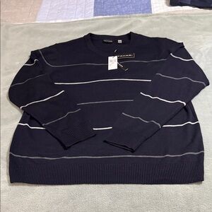 Tahari Men's Navy Crewneck Sweater with Gray Stripes